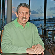 img deanehutton profile3